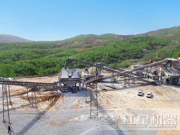 鵝卵石制砂/沙生產(chǎn)線現(xiàn)場(chǎng)3 鵝卵石制砂/沙生產(chǎn)線現(xiàn)場(chǎng)3