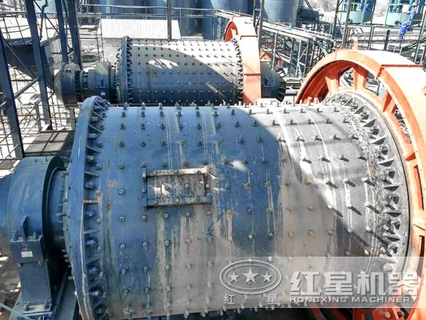 鋁灰球磨機案例現(xiàn)場 鋁灰球磨機案例現(xiàn)場