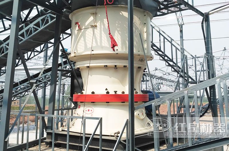 方案一:配單缸液壓圓錐破、制砂機的現場圖 方案一:配單缸液壓圓錐破、制砂機的現場圖