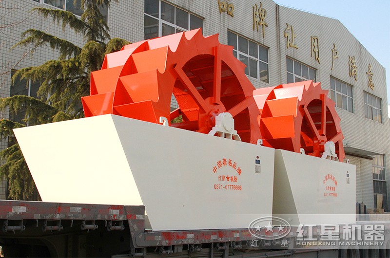 風(fēng)化砂洗沙設(shè)備:輪斗式洗沙機(jī) 風(fēng)化砂洗沙設(shè)備:輪斗式洗沙機(jī)