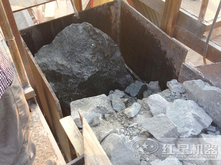 印尼尾礦加工現場，進料粒度大，出料5-10mm