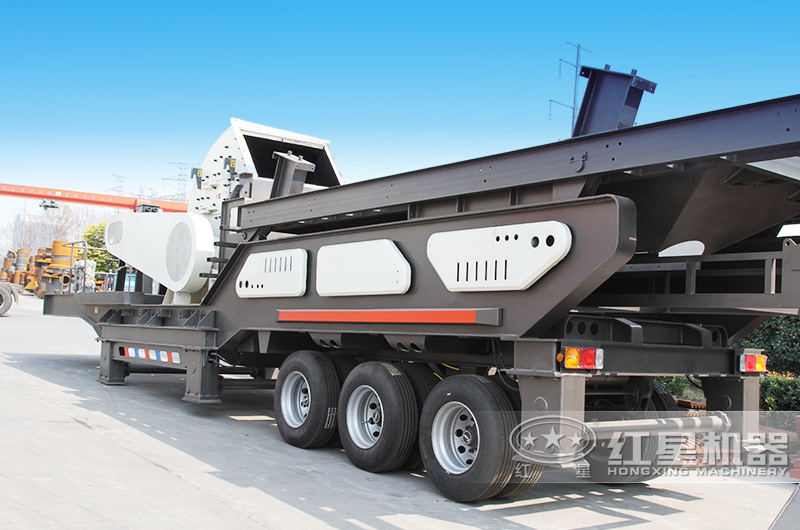 大型移動(dòng)粉煤機(jī)隨地移動(dòng),轉(zhuǎn)場方便