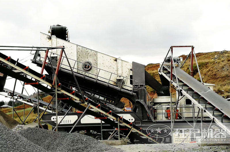 移動鄂破+移動圓錐:石頭制成砂生產線 移動鄂破+移動圓錐:石頭制成砂生產線