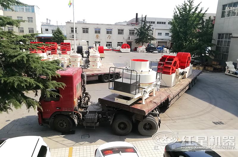 花崗巖洗砂機(jī)設(shè)備發(fā)貨中 花崗巖洗砂機(jī)設(shè)備發(fā)貨中