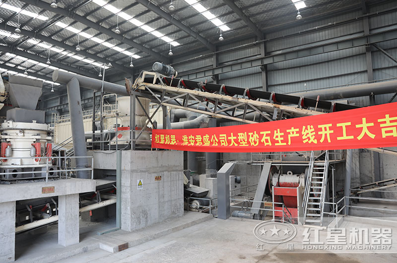 沙石粉碎機工作現場實拍圖 沙石粉碎機工作現場實拍圖