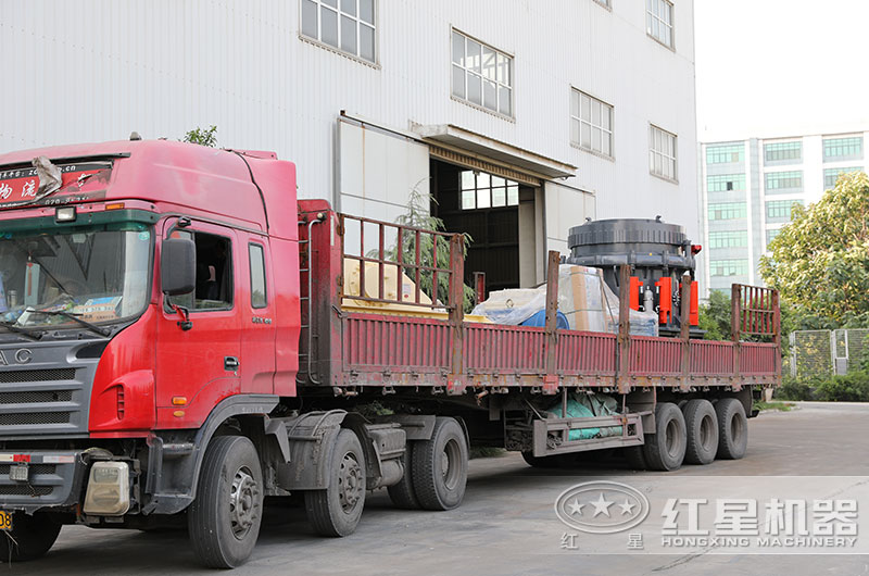 液壓破碎機設備發貨 液壓破碎機設備發貨