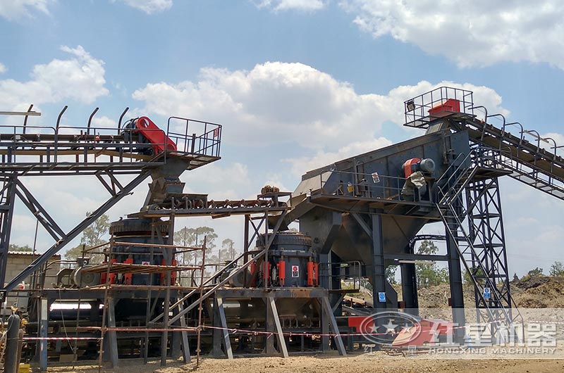 液壓圓錐破碎機客戶現(xiàn)場 液壓圓錐破碎機客戶現(xiàn)場