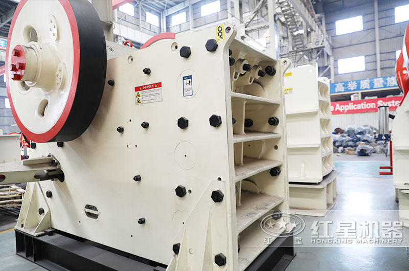 鄂式破碎機 鄂式破碎機