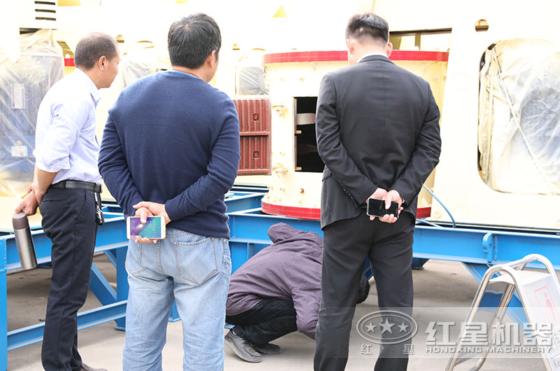 客戶來廠參觀復合破 客戶來廠參觀復合破