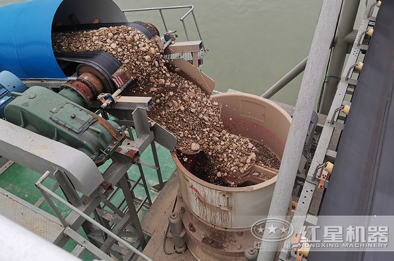 船上圓錐破現場 船上圓錐破現場