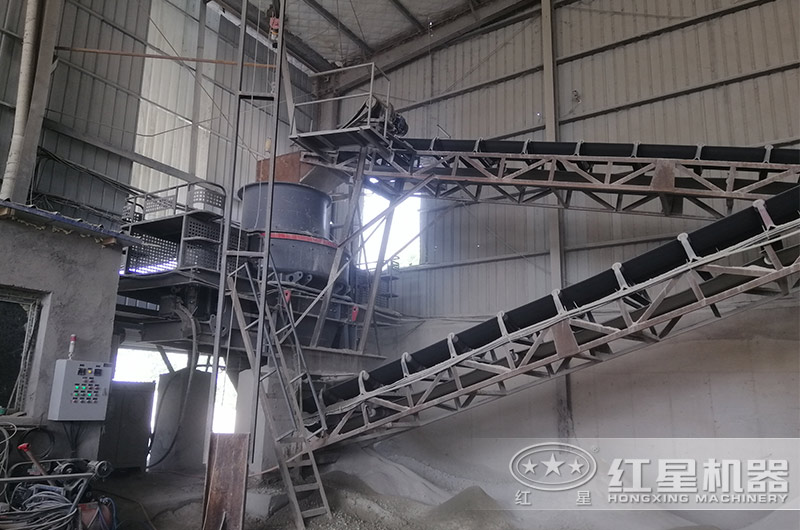 河南焦作花崗巖制砂現(xiàn)場 河南焦作花崗巖制砂現(xiàn)場